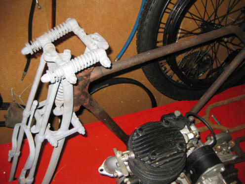 The shape of the New Scale frame and Biflex forks